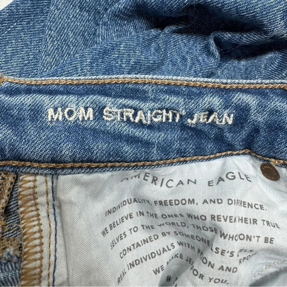 {AE American Eagle} "Mom Straight Jean" Cheeky Tapered Straight Leg Denim Jeans - Picture 6 of 8